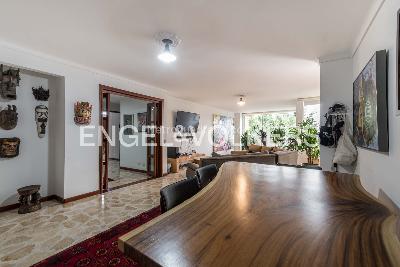 Apartamento de 3 alcobas en venta en Las Palmas, Medellín, 153 m² · foto 2 de 12