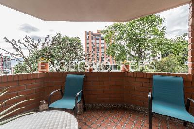Apartamento de 3 alcobas en venta en Las Palmas, Medellín, 153 m² · foto 7 de 12