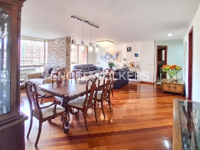 Apartamento en venta en Lagos De Cordoba, Bogotá · foto 2 de 20