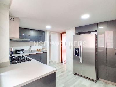 Apartamento en venta en Lagos De Cordoba, Bogotá · foto 5 de 20