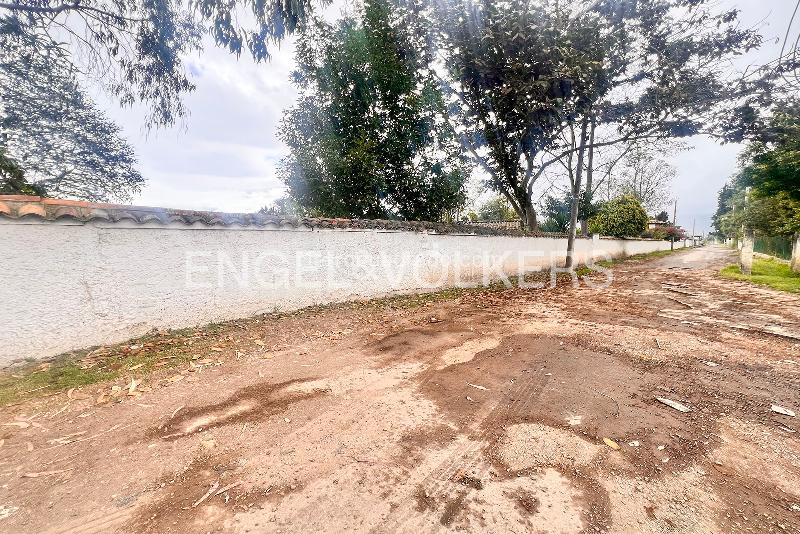 Lote en Venta, Comercial, Bogotá D.C. - Más