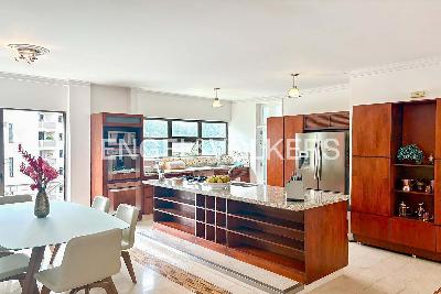 Apartamento de 3 alcobas en venta en El Poblado, Medellín, 290 m² · foto 10 de 19