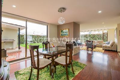Casa de 4 alcobas en venta en Cajica, Cajicá, 281 m² · foto 4 de 18
