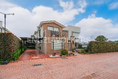 Casa de 4 alcobas en venta en Cajica, Cajicá, 281 m² · foto 18 de 18