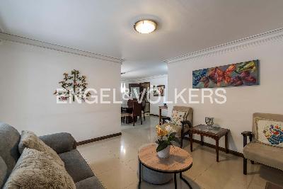 Casa de 4 alcobas en venta en Los Gonzalez, Medellín, 158 m² · foto 3 de 17