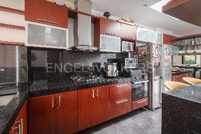 Apartamento de 3 alcobas en venta en Chico Navarra, Bogotá, 190 m² · foto 11 de 20