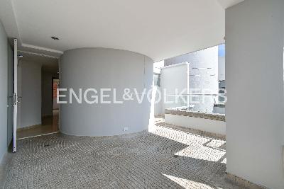 Apartamento de 4 alcobas en venta en El Tesoro, Medellín, 261 m² · foto 4 de 12