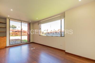 Casa de 5 alcobas en venta en Guaymaral, Chía, 503 m² · foto 8 de 20