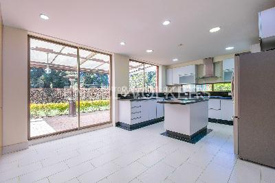 Casa de 5 alcobas en venta en Guaymaral, Chía, 503 m² · foto 9 de 20