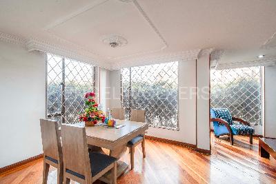 Casa de 3 alcobas en venta en Cerros De Niza, Bogotá, 201 m² · foto 4 de 20