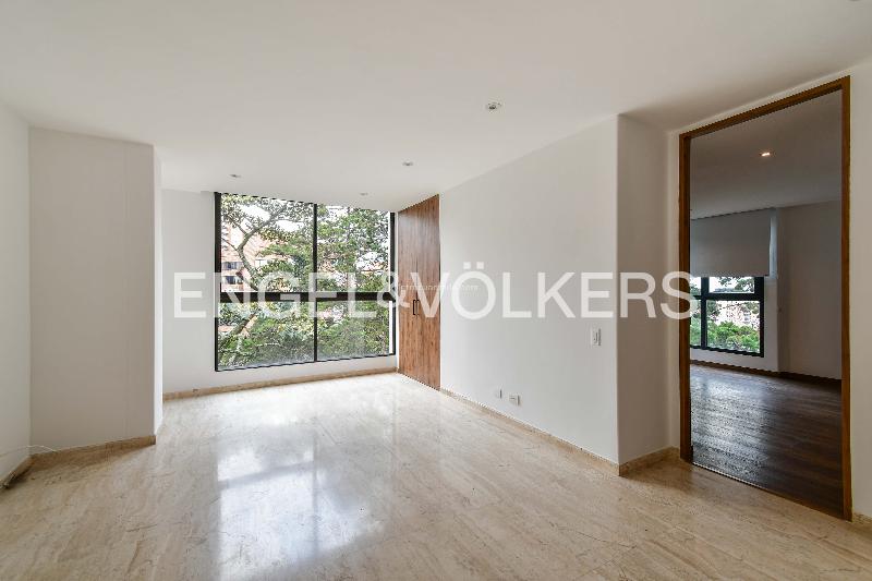 Spacious 3BR Apartment with Balcony in Provenza - 9