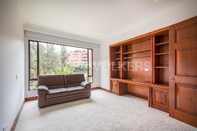 Apartamento en venta en Santa Barbara Alta, Bogotá · foto 9 de 20