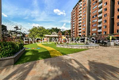 Apartamento de 3 alcobas en venta en Laureles, Medellín, 100 m² · foto 15 de 15
