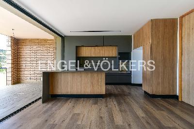 Casa de 3 alcobas en venta en Rionegro, Rionegro, 288 m² · foto 4 de 17
