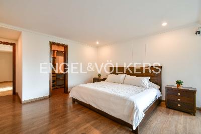 Apartamento de 3 alcobas en arriendo en Los Balsos, Medellín, 215 m² · foto 11 de 17