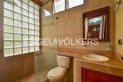 Casa de 4 alcobas en venta en Altos Del Poblado, Medellín, 326 m² · foto 13 de 19