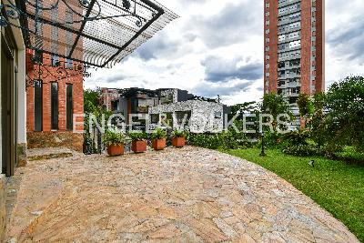 Casa de 4 alcobas en venta en Altos Del Poblado, Medellín, 326 m² · foto 17 de 19
