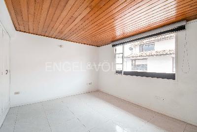 Casa de 4 alcobas en venta en El Batan, Bogotá, 180 m² · foto 11 de 14