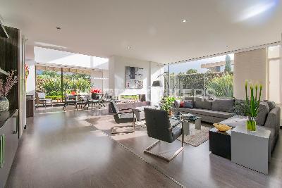 Casa de 4 alcobas en venta en Guaymaral, Chía, 481 m² · foto 2 de 20
