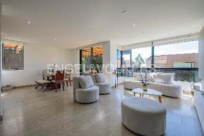 Casa de 4 alcobas en venta en Cajica, Cajicá, 214 m² · foto 2 de 16