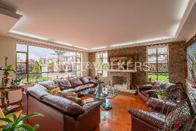Casa de 4 alcobas en venta en Cajica, Cajicá, 367 m² · foto 2 de 20