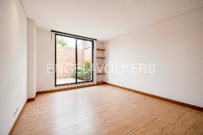 Apartamento de 2 alcobas en venta en Santa Barbara Alta, Bogotá, 169 m² · foto 10 de 20