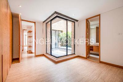 Apartamento de 2 alcobas en venta en Santa Barbara Alta, Bogotá, 169 m² · foto 16 de 20