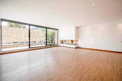 Apartamento en venta en Santa Barbara Alta, Bogotá · foto 4 de 20