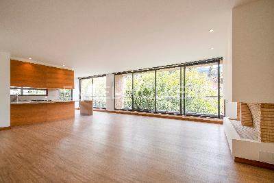 Apartamento en venta en Santa Barbara Alta, Bogotá · foto 2 de 20
