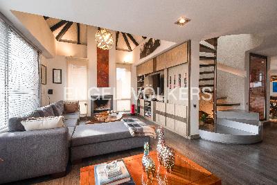Apartamento de 2 alcobas en venta en Los Rosales, Bogotá, 168 m² · foto 2 de 18