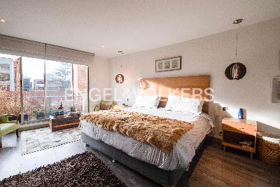 Apartamento de 2 alcobas en venta en Los Rosales, Bogotá, 168 m² · foto 14 de 18