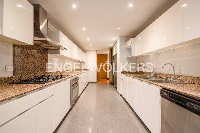 Apartamento de 5 alcobas en venta en Los Rosales, Bogotá, 479 m² · foto 7 de 20