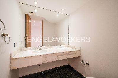 Apartamento de 5 alcobas en venta en Los Rosales, Bogotá, 479 m² · foto 9 de 20
