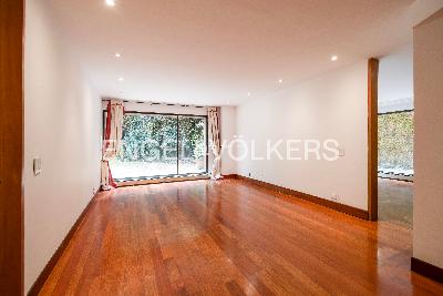 Apartamento de 5 alcobas en venta en Los Rosales, Bogotá, 479 m² · foto 13 de 20