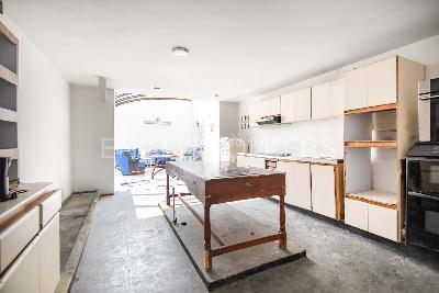 Casa de 5 alcobas en venta en Las Villas, Bogotá, 386 m² · foto 8 de 20
