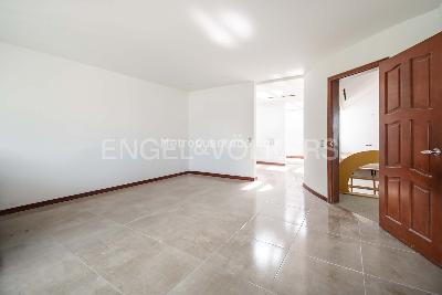 Casa de 5 alcobas en venta en Las Villas, Bogotá, 386 m² · foto 13 de 20