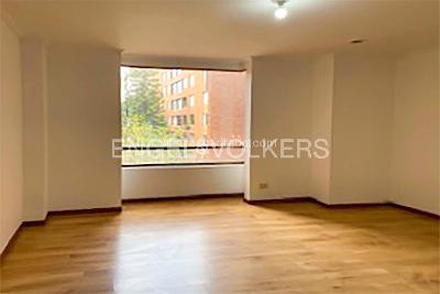 Apartamento de 3 alcobas en venta en Chico Virrey, Bogotá, 251 m² · foto 2 de 10
