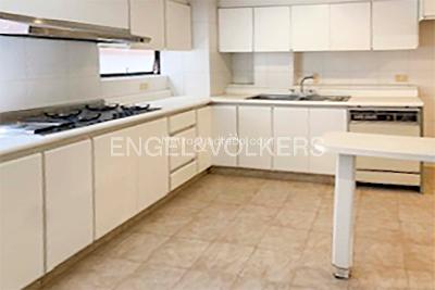Apartamento de 3 alcobas en venta en Chico Virrey, Bogotá, 251 m² · foto 5 de 10