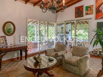 Casa de 5 alcobas en venta en El Poblado, Medellín, 240 m² · foto 5 de 14