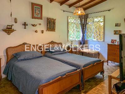 Casa de 5 alcobas en venta en El Poblado, Medellín, 240 m² · foto 8 de 14