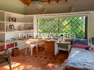Casa de 5 alcobas en venta en El Poblado, Medellín, 240 m² · foto 13 de 14