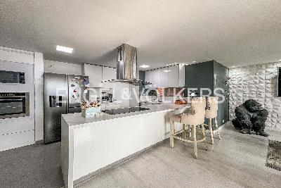 Apartamento de 2 alcobas en venta en Las Palmas, Medellín, 130 m² · foto 4 de 19