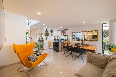 Casa de 3 alcobas en venta en Cajica, Cajicá, 113 m² · foto 2 de 18