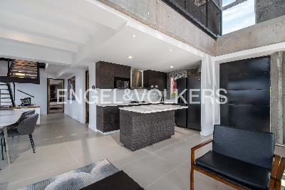 Apartamento de 3 alcobas en arriendo en El Poblado, Medellín, 224 m² · foto 3 de 12
