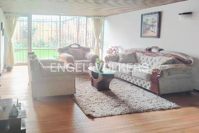 Casa de 5 alcobas en venta en La Castellana, Bogotá, 386 m² · foto 3 de 20