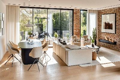 Casa de 4 alcobas en venta en Cerros De Suba, Bogotá, 238 m² · foto 2 de 15