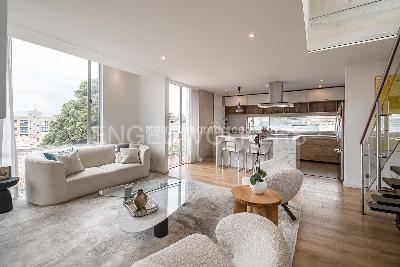 Apartamento de 3 alcobas en venta en Calleja Alta, Bogotá, 236 m² · foto 3 de 18