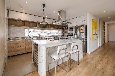 Apartamento de 3 alcobas en venta en Calleja Alta, Bogotá, 236 m² · foto 6 de 18