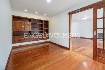Apartamento de 3 alcobas en venta en Santa Barbara Occidental, Bogotá, 238 m² · foto 5 de 20