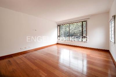 Apartamento de 3 alcobas en venta en Santa Barbara Occidental, Bogotá, 238 m² · foto 11 de 20